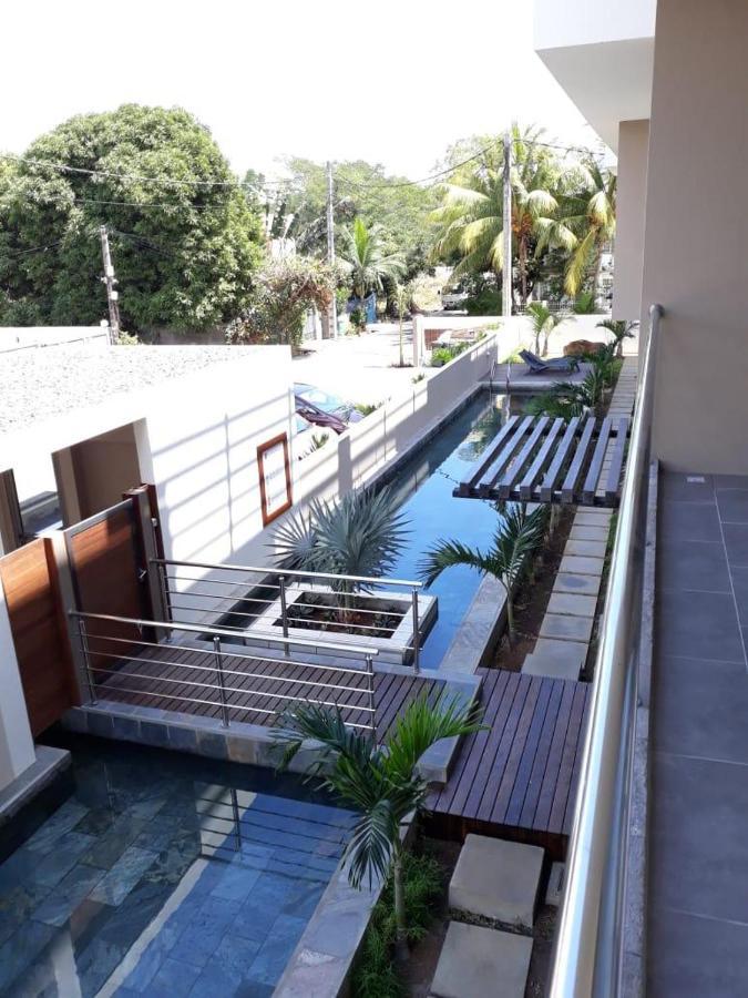 2 Bedroom Flat 15 Mins Walk From Flic En Flac Beach Exterior foto